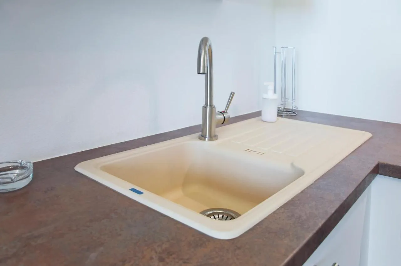 Apartment U Pujcovny 6 براغ